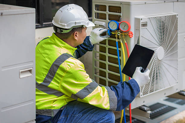 Professional Air Conditioning Repair technician working in Woodbury Heights, NJ